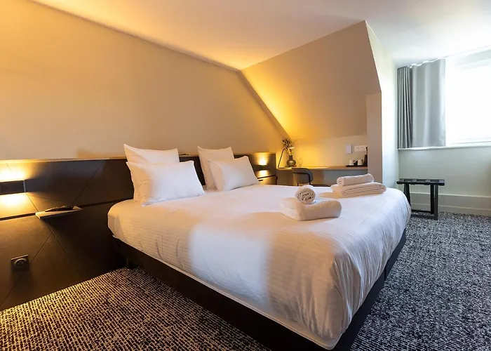 Logis Hotel & Restaurant Le Vert Bocage
